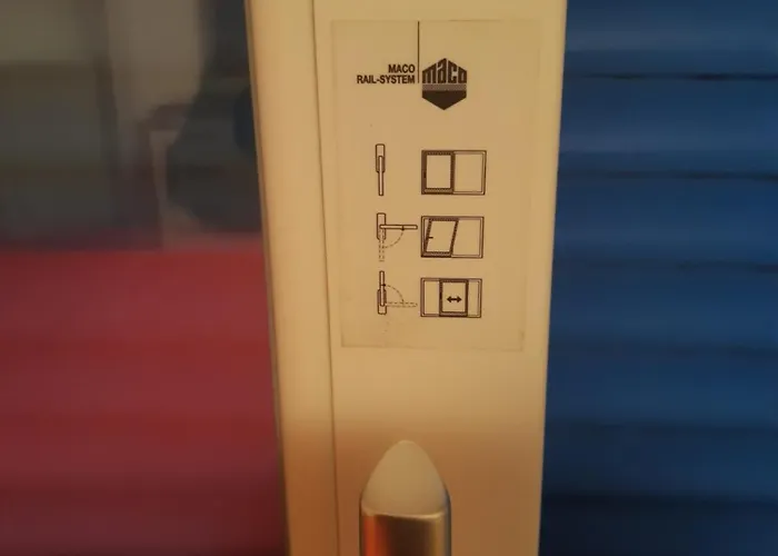 Florida B03 - A 200m Dal Lungolago - * Lazise